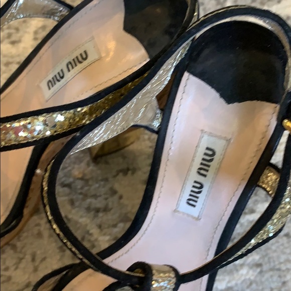 MIU MIU wedges size 37 1/2. Good condition. - Picture 4 of 8